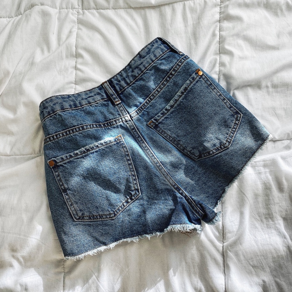 DONATED - Picture 3 of 4